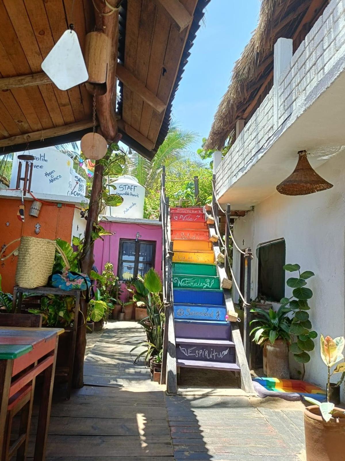 La Maxima & Lgbt Hotel ซิโปไลต์ ภายนอก รูปภาพ